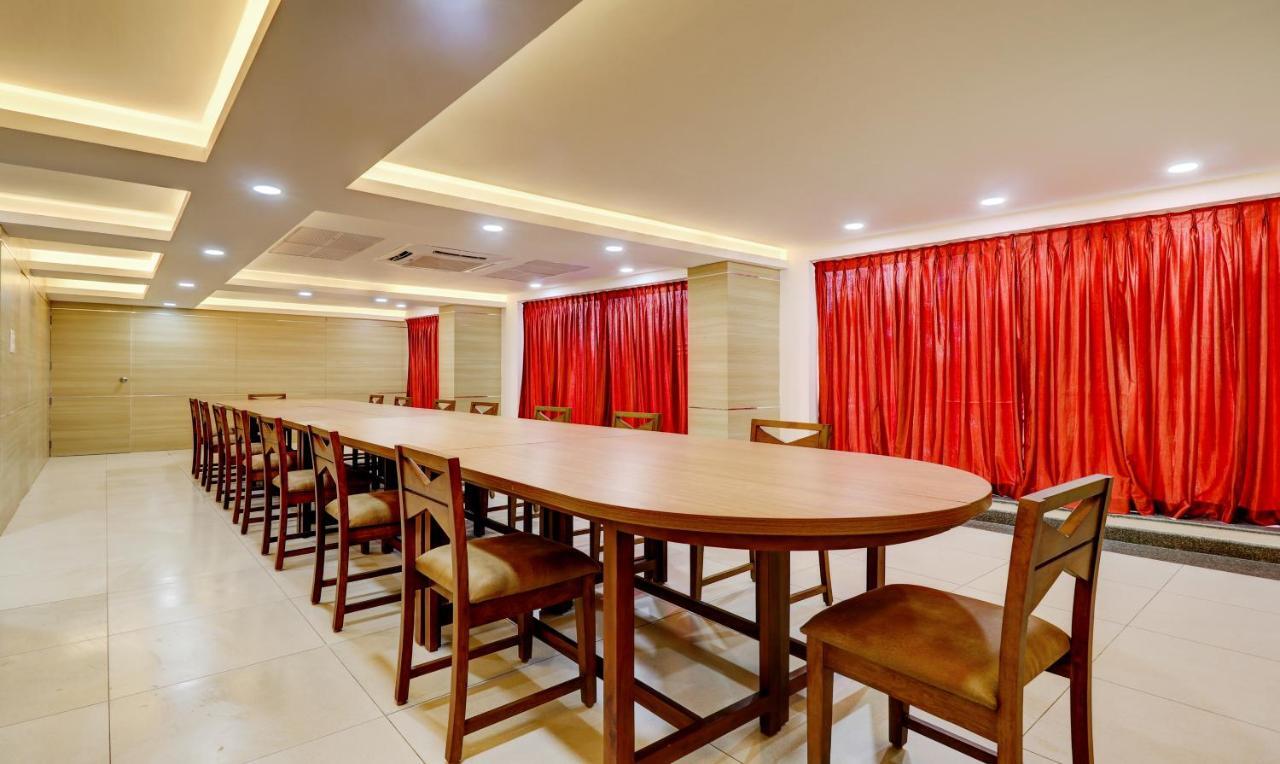 Hotel Treebo Park à Thiruvananthapuram Extérieur photo