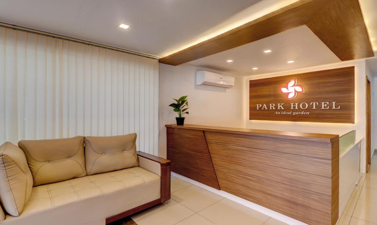 Hotel Treebo Park à Thiruvananthapuram Extérieur photo