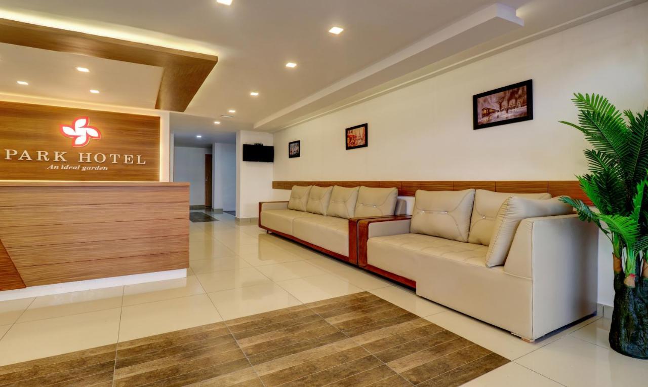 Hotel Treebo Park à Thiruvananthapuram Extérieur photo